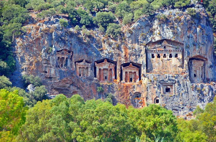 Dalyan Kral Mezarları